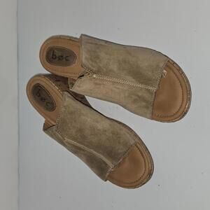 043 BOC Women Wedge Slide Sandals‎ Brown Suede Leather Size 9M